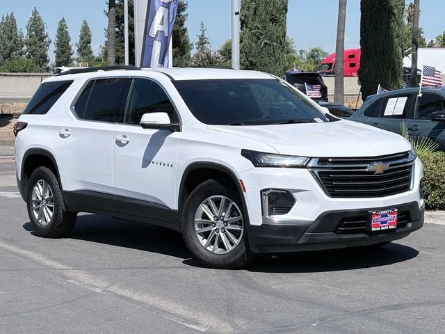 2023 Chevrolet Traverse — side profile view