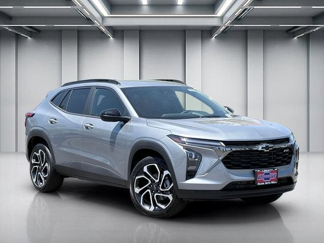 2026 Chevrolet Trax 2RS in Sterling Gray Metallic — front three-quarter view