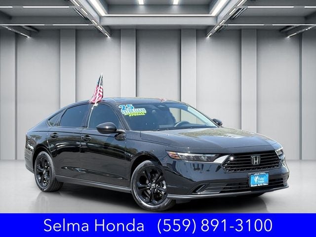 2025 Honda Accord SE in Black — front three-quarter view