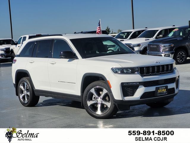 2026 Jeep Grand Cherokee GRAND CHEROKEE LIMITED 4X4 in Bright White Clear-Coat Exterior Paint — front three-quarter view