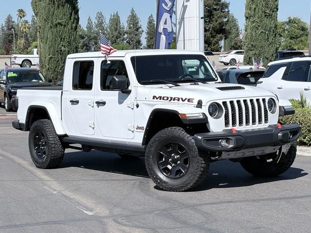 2023 Jeep Gladiator — side profile view