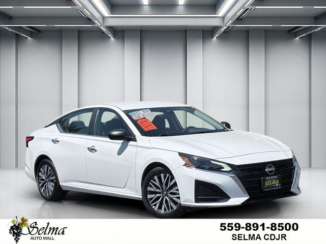2025 Nissan Altima SV FWD in Glacier White — front three-quarter view