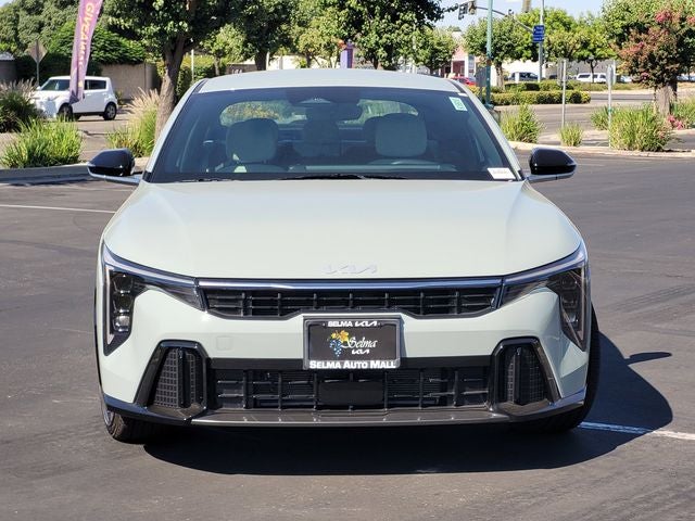 2026 Kia K4 — side profile view