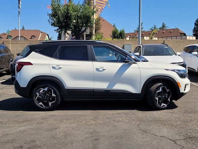 2026 Kia Seltos — rear three-quarter view