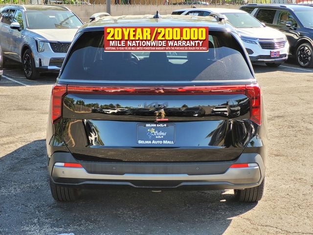 2026 Kia Carnival — detail view
